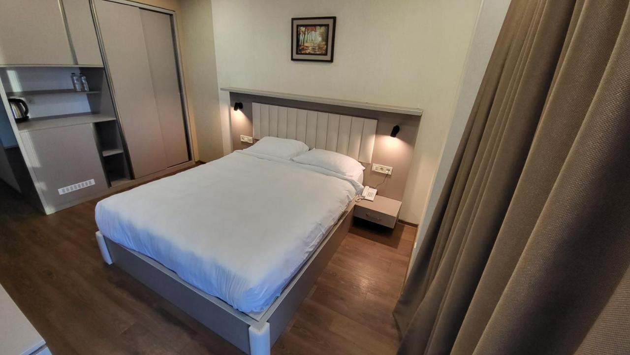 Black Sea Apartments Alliance Palace Batumi Luaran gambar