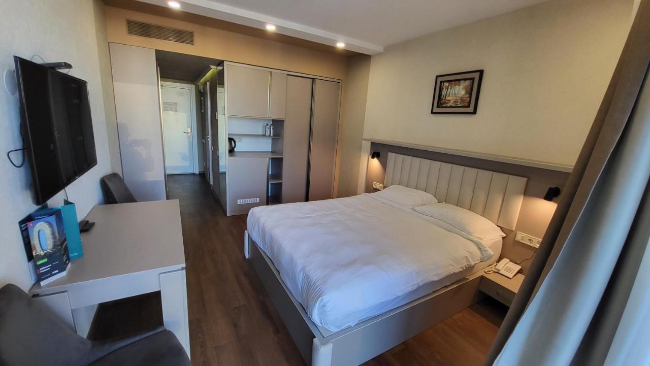 Black Sea Apartments Alliance Palace Batumi Luaran gambar