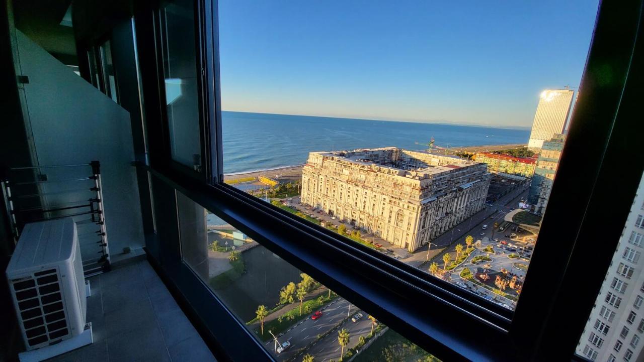 Black Sea Apartments Alliance Palace Batumi Luaran gambar