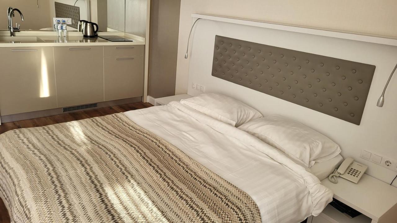 Black Sea Apartments Alliance Palace Batumi Luaran gambar
