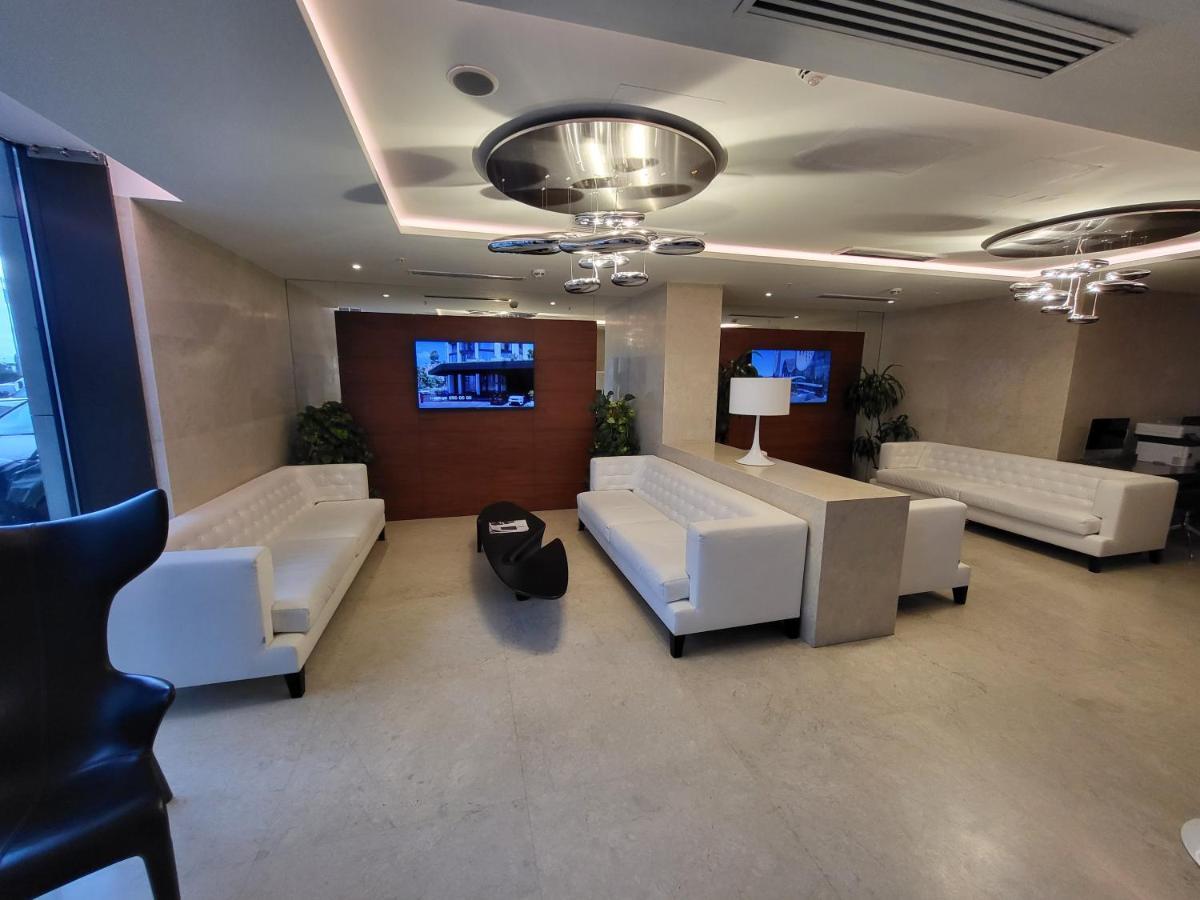 Black Sea Apartments Alliance Palace Batumi Luaran gambar